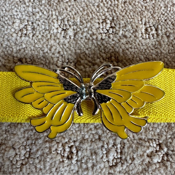 Vintage yellow elastic stretchy butterfly belt 80s/90s/y2k - Picture 2 of 4